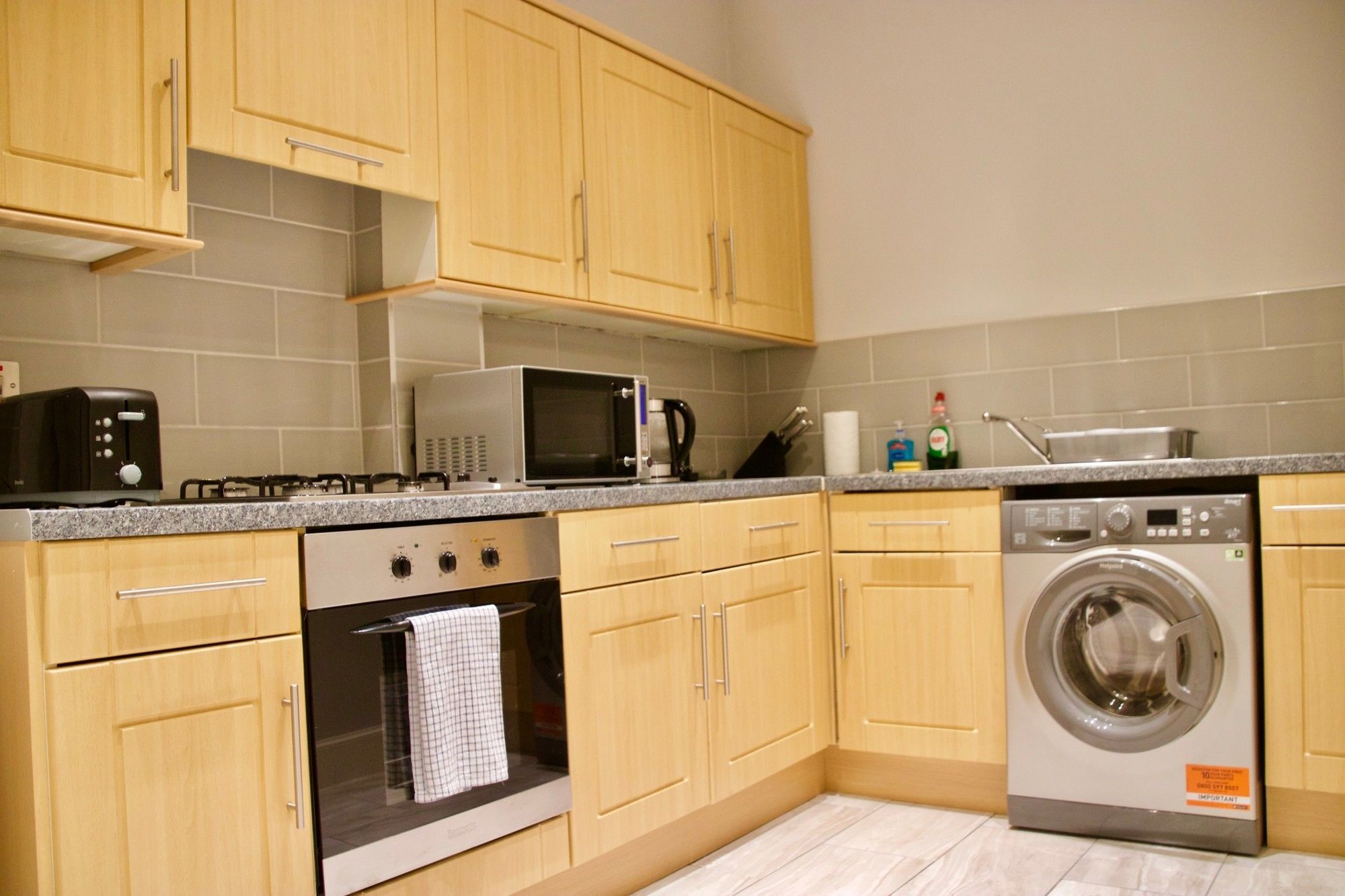 2 Bedroom Flat Off Leith Walk Accommodates 7 إدنبرة المظهر الخارجي الصورة